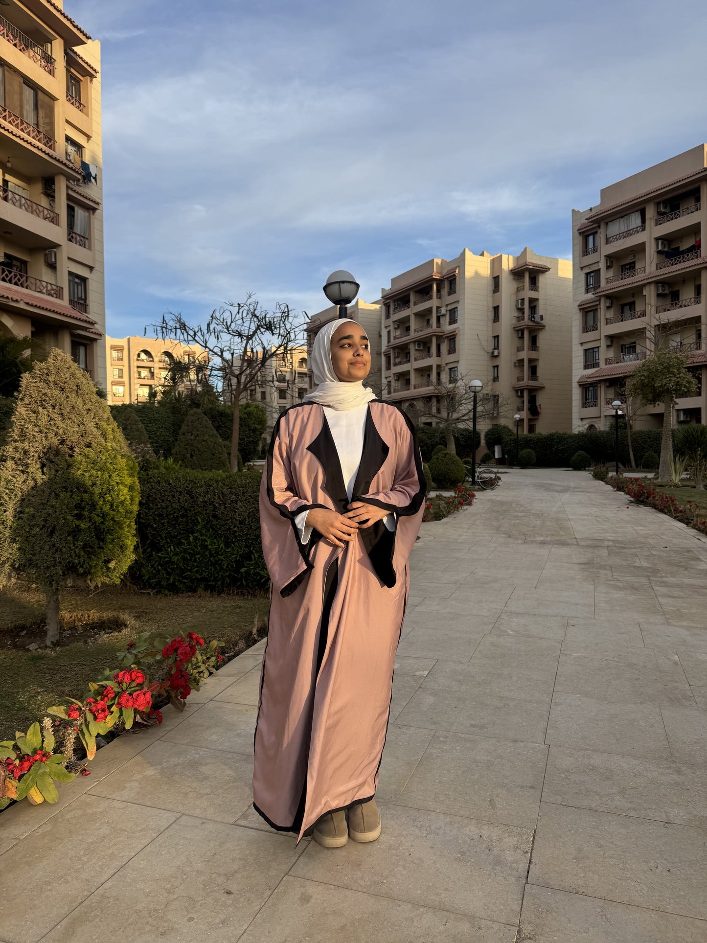 Black & Pink Double- Face Abaya