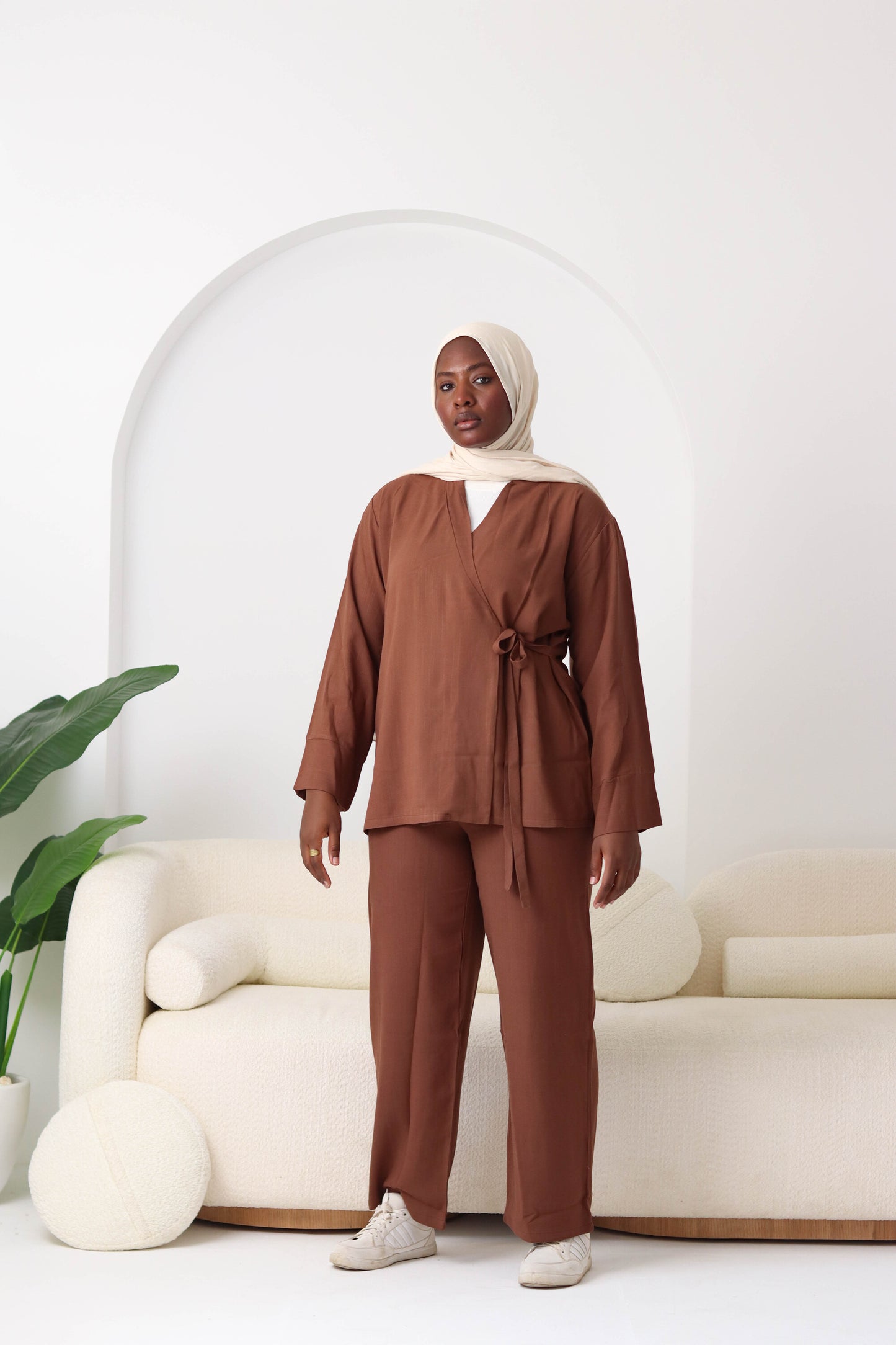 Chocolate Ribboned Linen Set