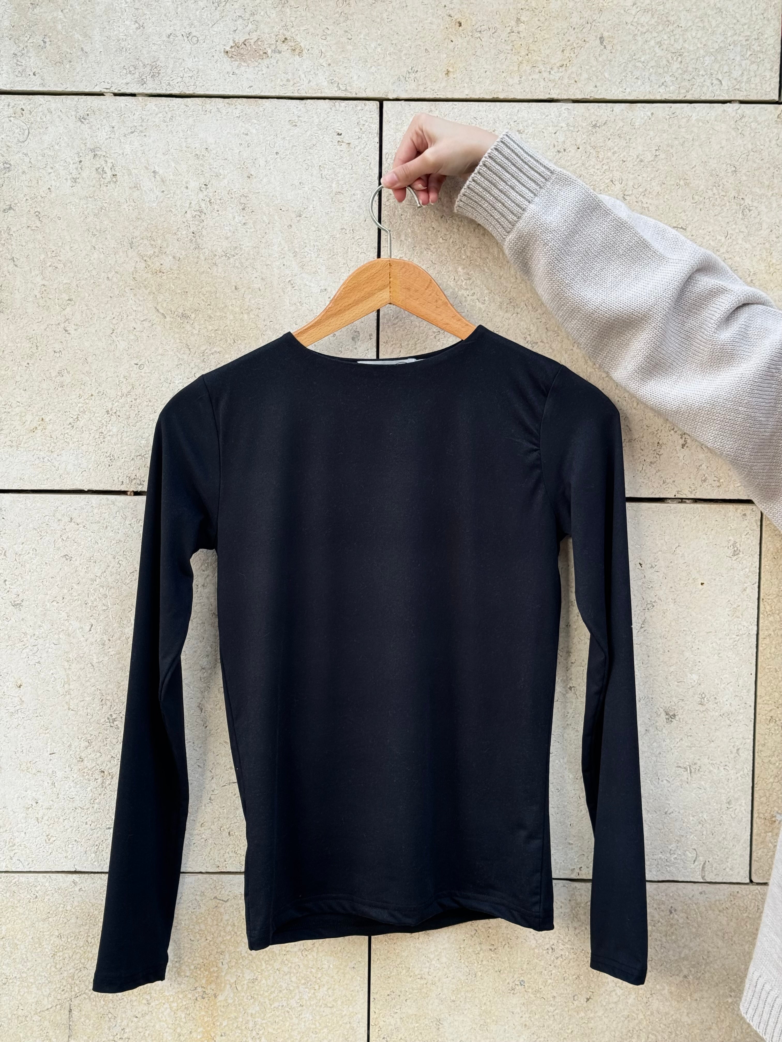 Shanila sjaal- handgemaakt en geborduurd - classic black