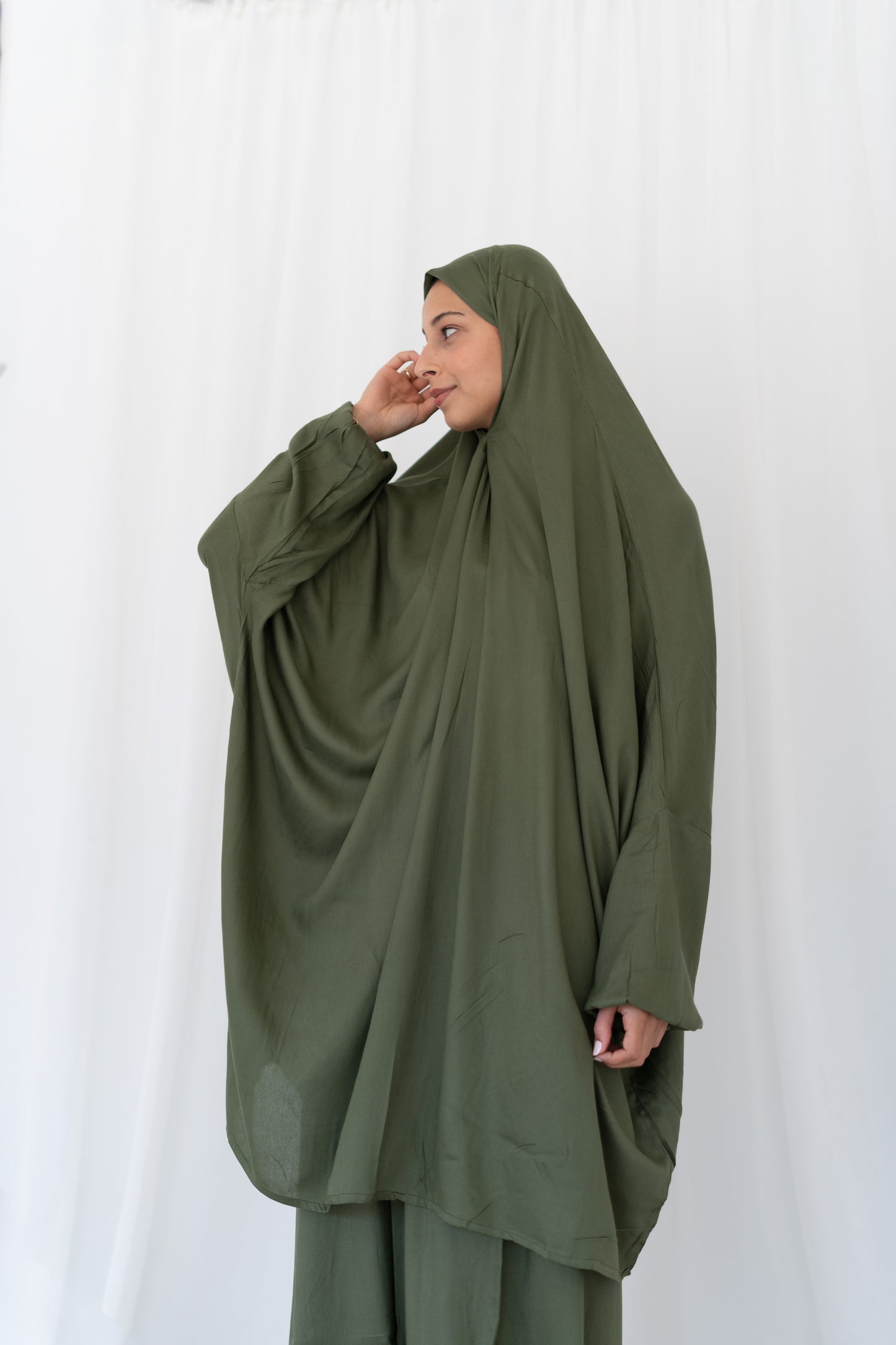 Sleeved Olive Prayer Wear