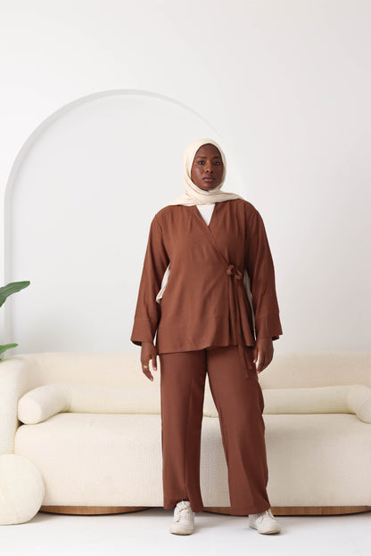 Chocolate Ribboned Linen Set