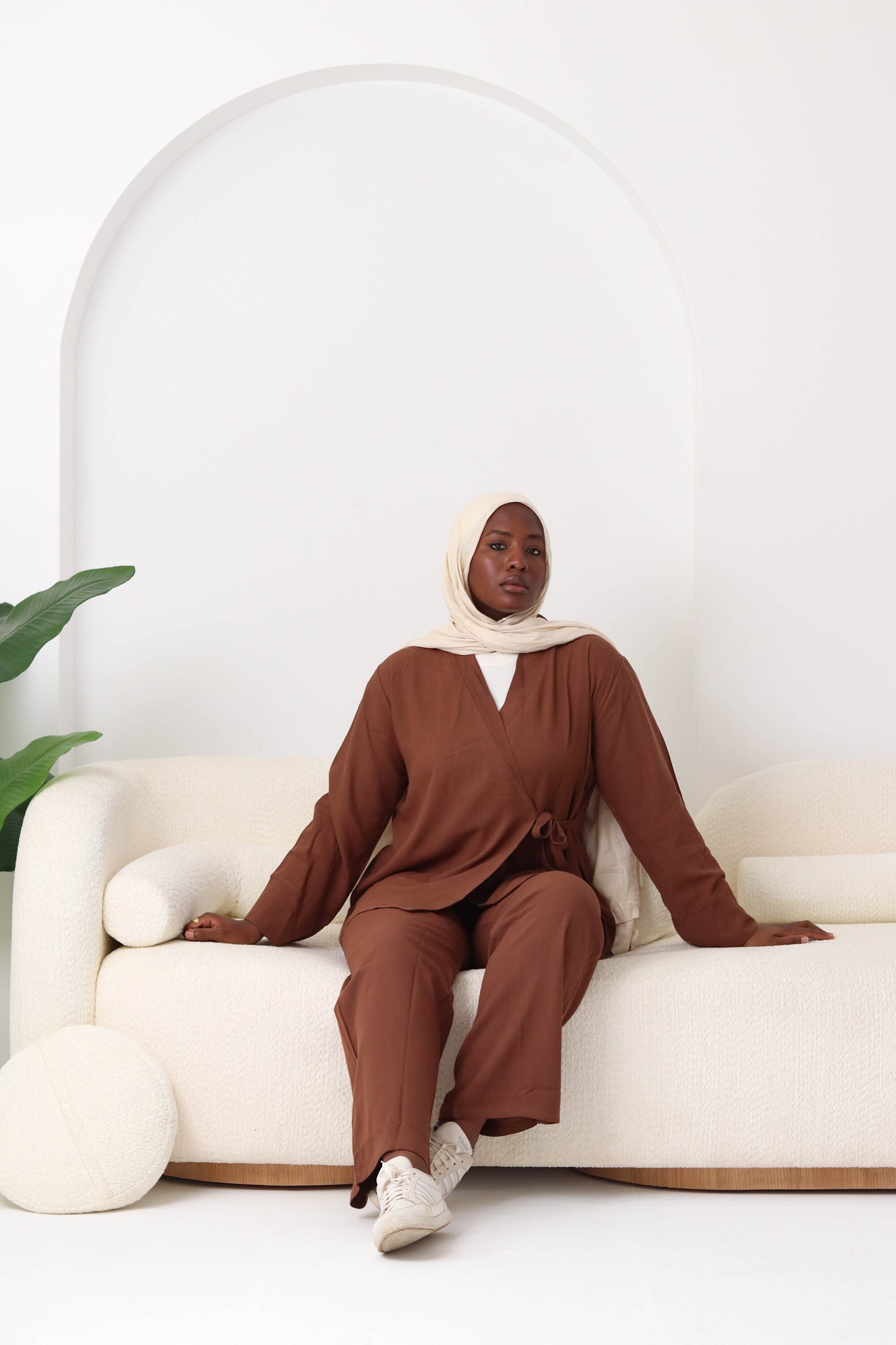 Chocolate Ribboned Linen Set
