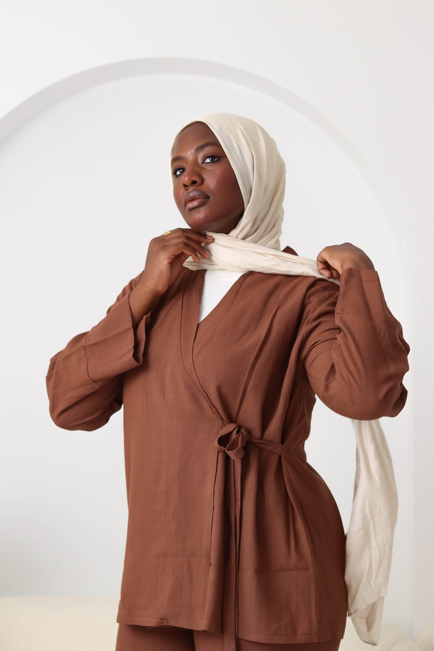 Chocolate Ribboned Linen Set